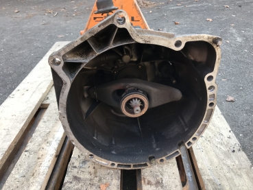 BMW 320TD E46 ZF 1053401127 Getriebe Teileträger
