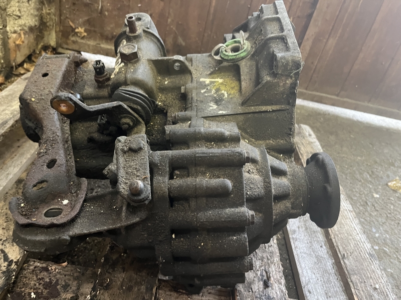 VW Golf 3/Vento Getriebe APW26032 7