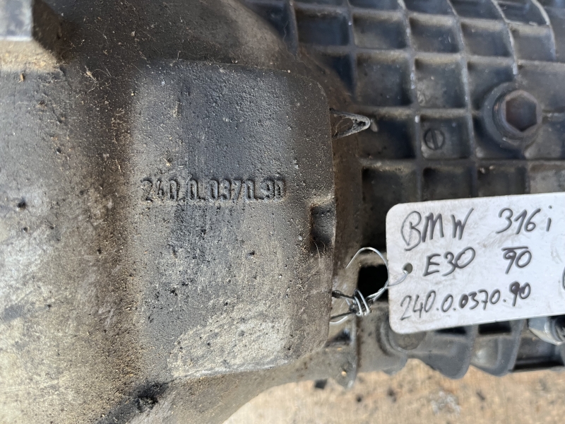 BMW 316i E30 Getrag 240.0.0370.90 Getriebe