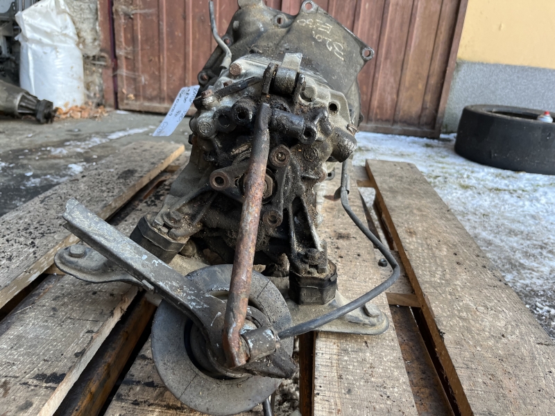 BMW 320i E30 Getrag 240.0.0130.9 Getriebe