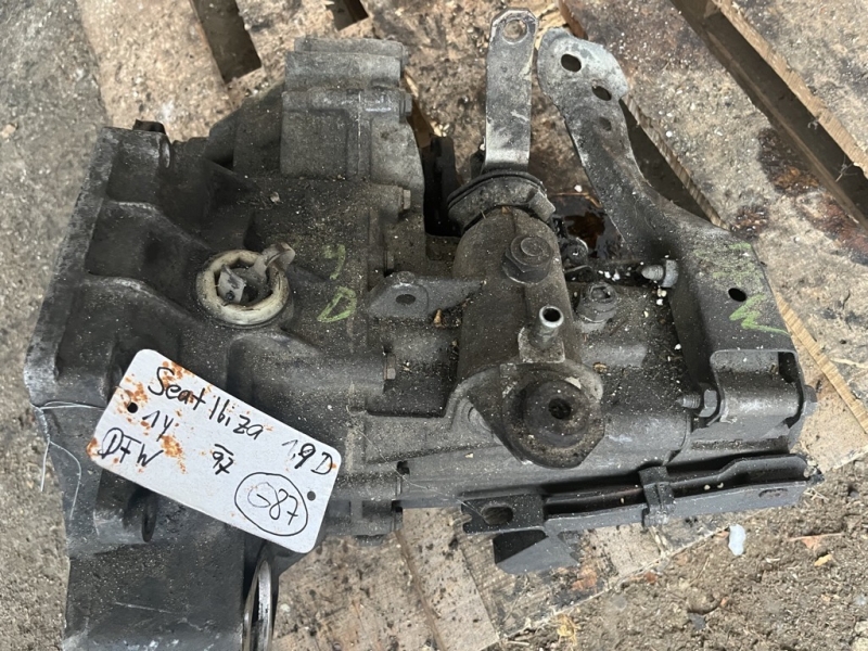 Seat Ibiza 1,9 D Getriebe DFW