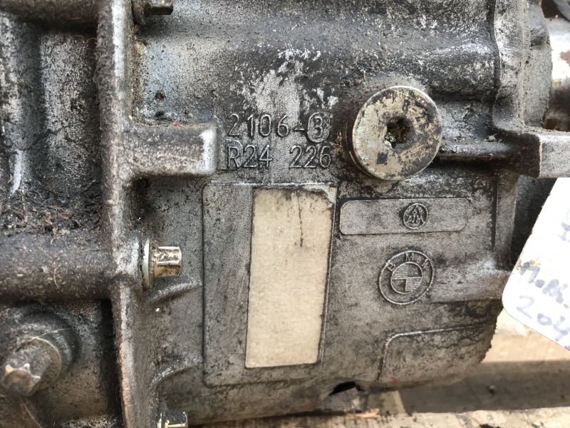 BMW 320TD E46 ZF 1053401127 Getriebe Teileträger