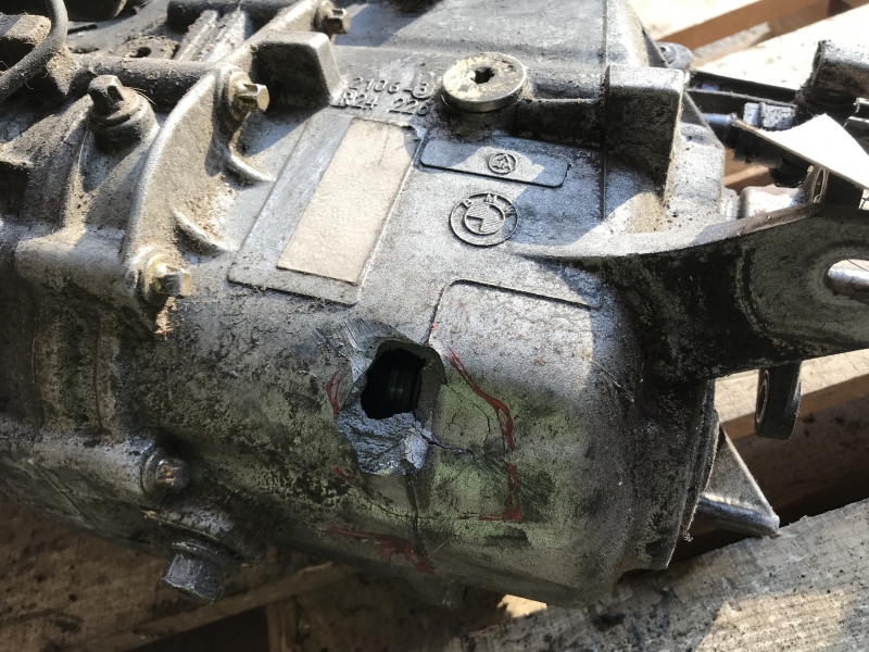 BMW 320TD E46 ZF 1053401127 Getriebe Teileträger