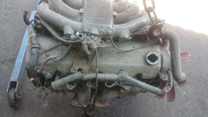 BMW 323i Motor 236E