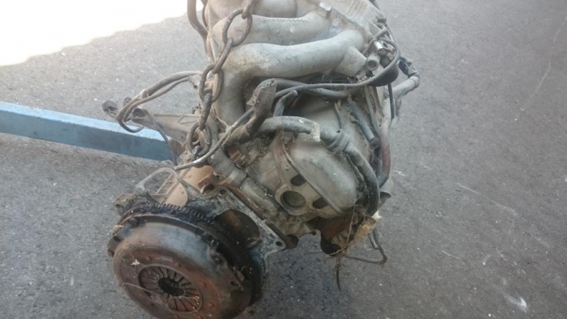 BMW 323i Motor 236E