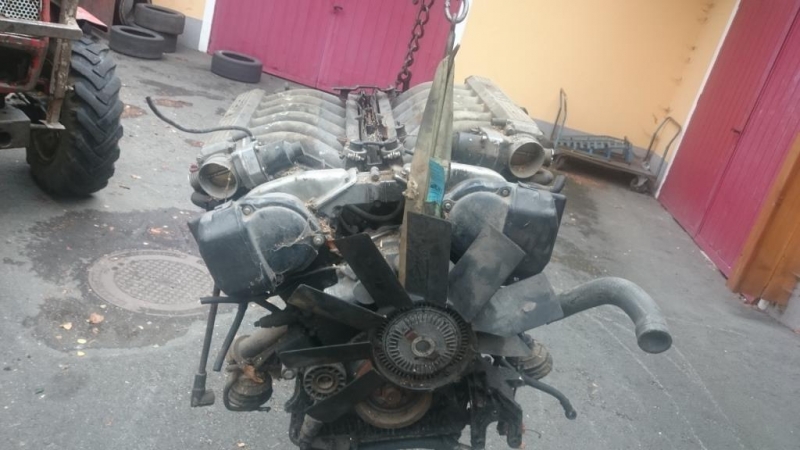 BMW 750i V12 E32 Motor 5012A