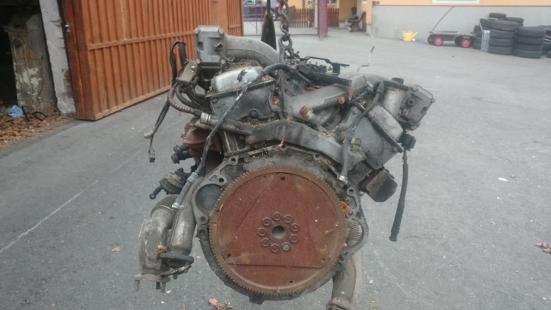 BMW 750i V12 E32 Motor 5012A